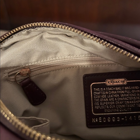 Coach Super Soft Burgundy Leather Handbag with removable shoulder strap - Picture 8 of 15